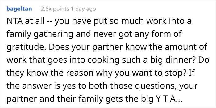 Woman Refuses To Single-Handedly Host Thanksgiving And Christmas For 20+ People For The 4th Year In A Row, Fianc&eacute; Gets Furious