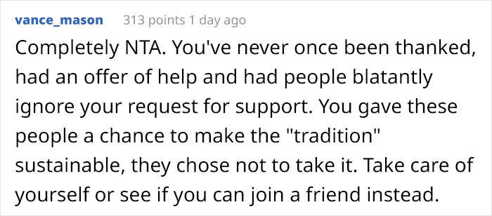 Woman Refuses To Single-Handedly Host Thanksgiving And Christmas For 20+ People For The 4th Year In A Row, Fianc&eacute; Gets Furious