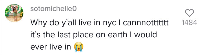 Woman Rents An Apartment In New York For $1,575, Is Shocked After Moving In By The Awful View From Her Only Window Woman Rents An Apartment In New York For $1,575, Is Shocked After Moving In By The Awful View From Her Only Window