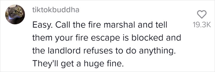 Woman Rents An Apartment In New York For $1,575, Is Shocked After Moving In By The Awful View From Her Only Window Woman Rents An Apartment In New York For $1,575, Is Shocked After Moving In By The Awful View From Her Only Window