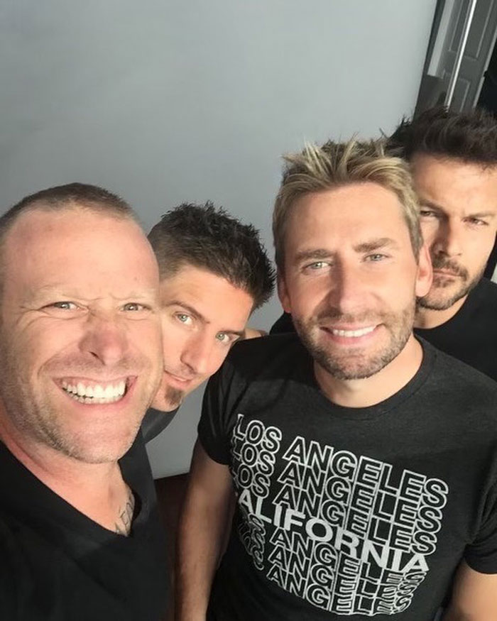 “I Landscaped Eminem's House”: Folks Online Disclose Their Experiences When Working For Famous People And Here Are 30 Of The Most Interesting Stories