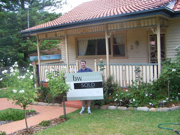 &ldquo;He Hasn&rsquo;t Talked To Me For 3 Days Now&rdquo;: Boyfriend Upset His Name Won&rsquo;t Be On House His GF Is Buying For Them