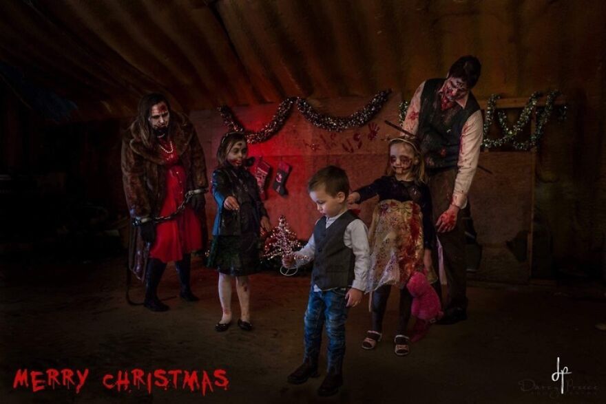 10 Years The Preece Family Has Taken Awkward Christmas Photo That Are So Bad You Love Them 10 Years The Preece Family Has Taken Awkward Christmas Photo That Are So Bad You Love Them