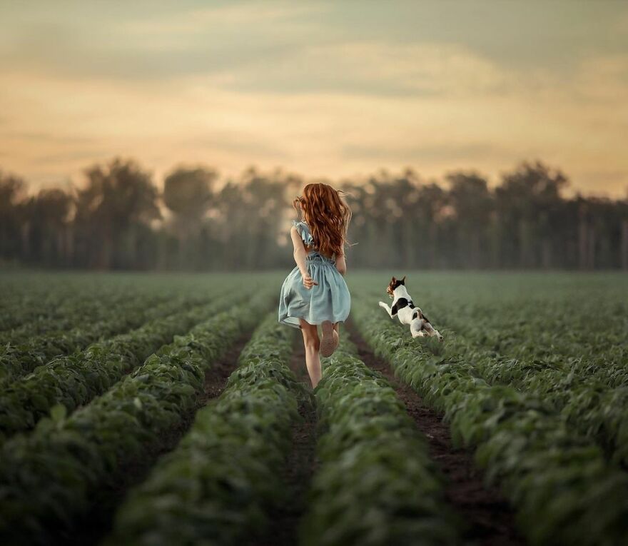 I Photograph The Magical Bond Between My Redhead Daughter And Animals