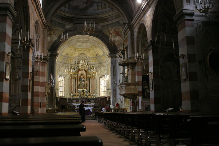 Someone Online Asked, ‘What Do People Pretend Is In The Bible But Is Absolutely Not In The Bible?’ And 25 People Delivered