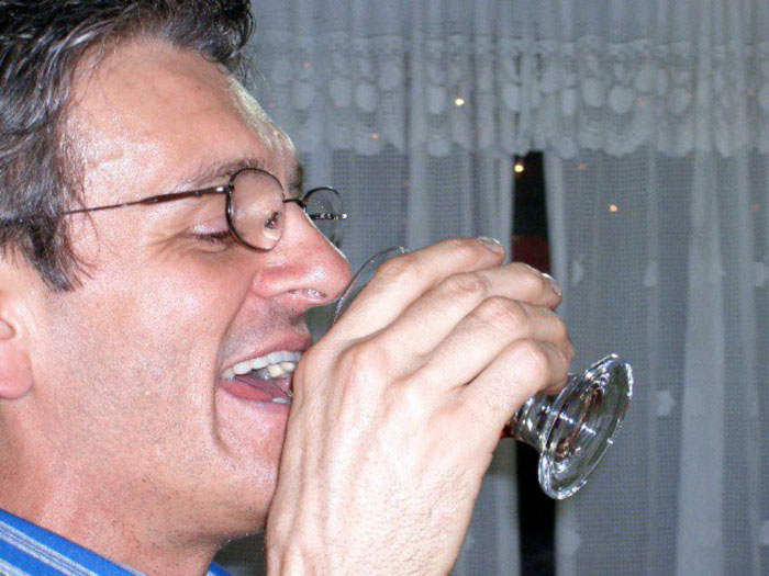 Bartenders In This Online Group Jokingly Disclose What These 30 Drink Orders Tell Them About You As A Person