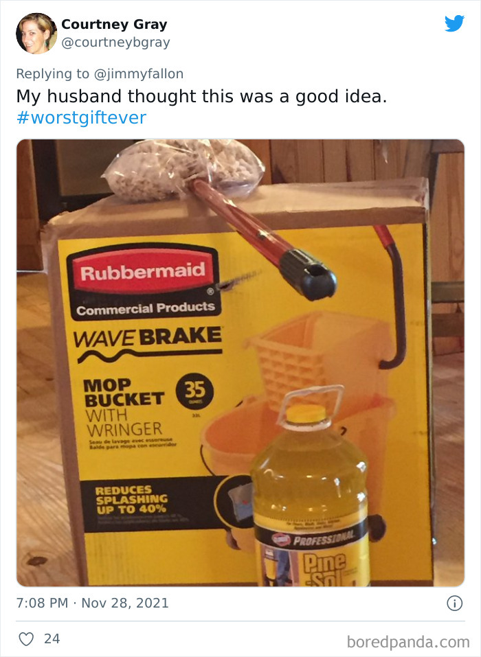 People-Share-Their-Worst-Holiday-Gifts-Jimmy-Fallon