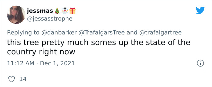 Brits Can&rsquo;t Contain Their Laughter After Norway Sent Them Their Special Christmas Tree (24 Reactions)