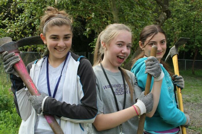 People Online Are Naming Things Folks Should Stop Glamorizing, And Here Are 36 Spot-On Answers