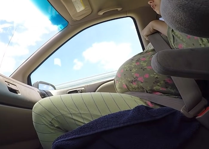 35 People Share The Wildest Things They Witnessed In The Baby Delivery Room