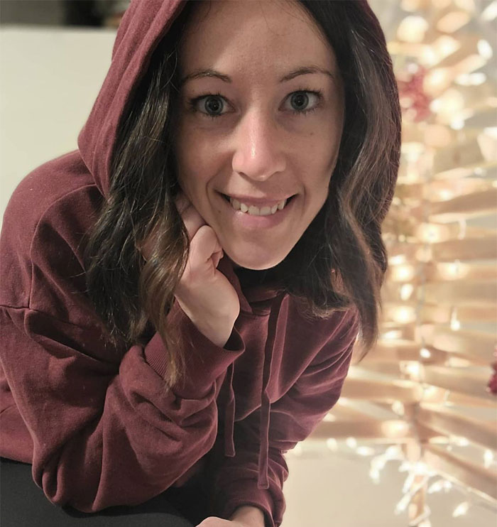 Someone In This Online Group Asked “What Do You Have Too Much Of?” And 30 Folks Delivered