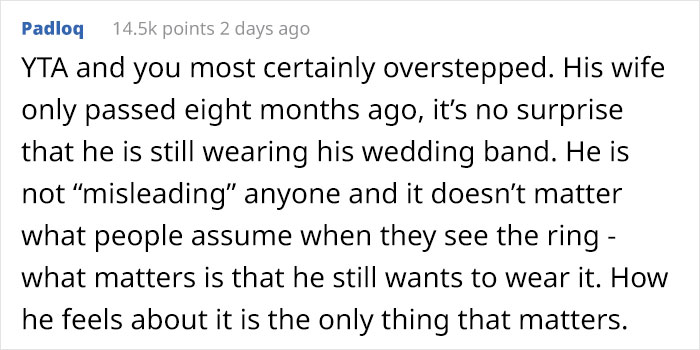 Woman Confused About Widower Still Wearing A Wedding Ring, Brings It Up During Lunch Break And Things Get Out Of Hand Woman Confused About Widower Still Wearing A Wedding Ring, Brings It Up During Lunch Break And Things Get Out Of Hand