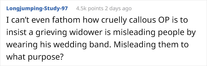 Woman Confused About Widower Still Wearing A Wedding Ring, Brings It Up During Lunch Break And Things Get Out Of Hand Woman Confused About Widower Still Wearing A Wedding Ring, Brings It Up During Lunch Break And Things Get Out Of Hand