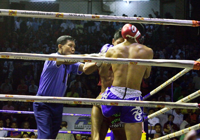 30 People Online Answer "What Are Some Of The 'Guy Code' And 'Girl Code' Unwritten Rules That You Always Follow?"