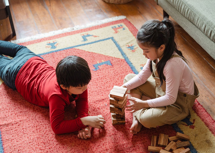 30 Unusual And Disturbing Things These People Saw At Someone Else's House