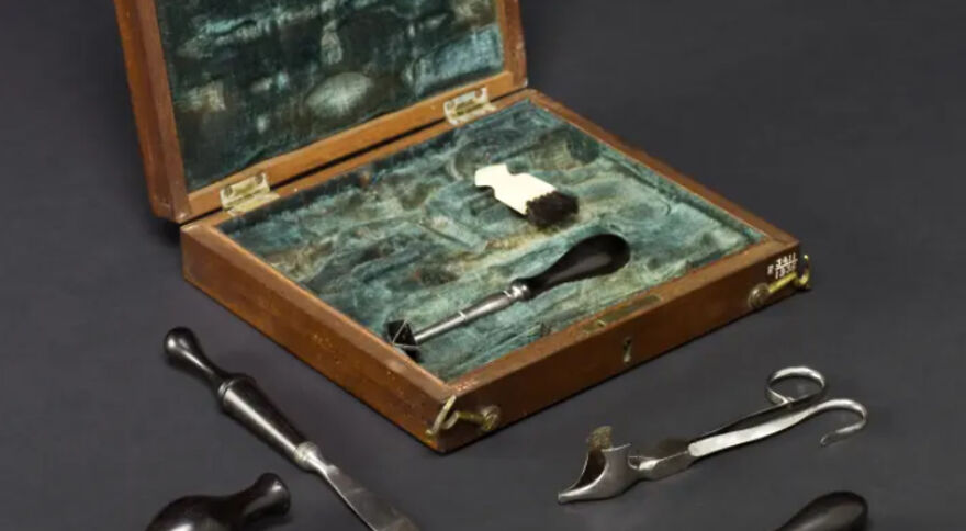 10 Horrifying Old Medical Devices That Will Make You Glad You Live In The 21st Century