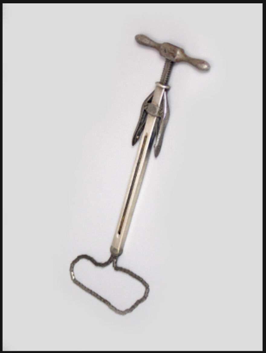 10 Horrifying Old Medical Devices That Will Make You Glad You Live In The 21st Century