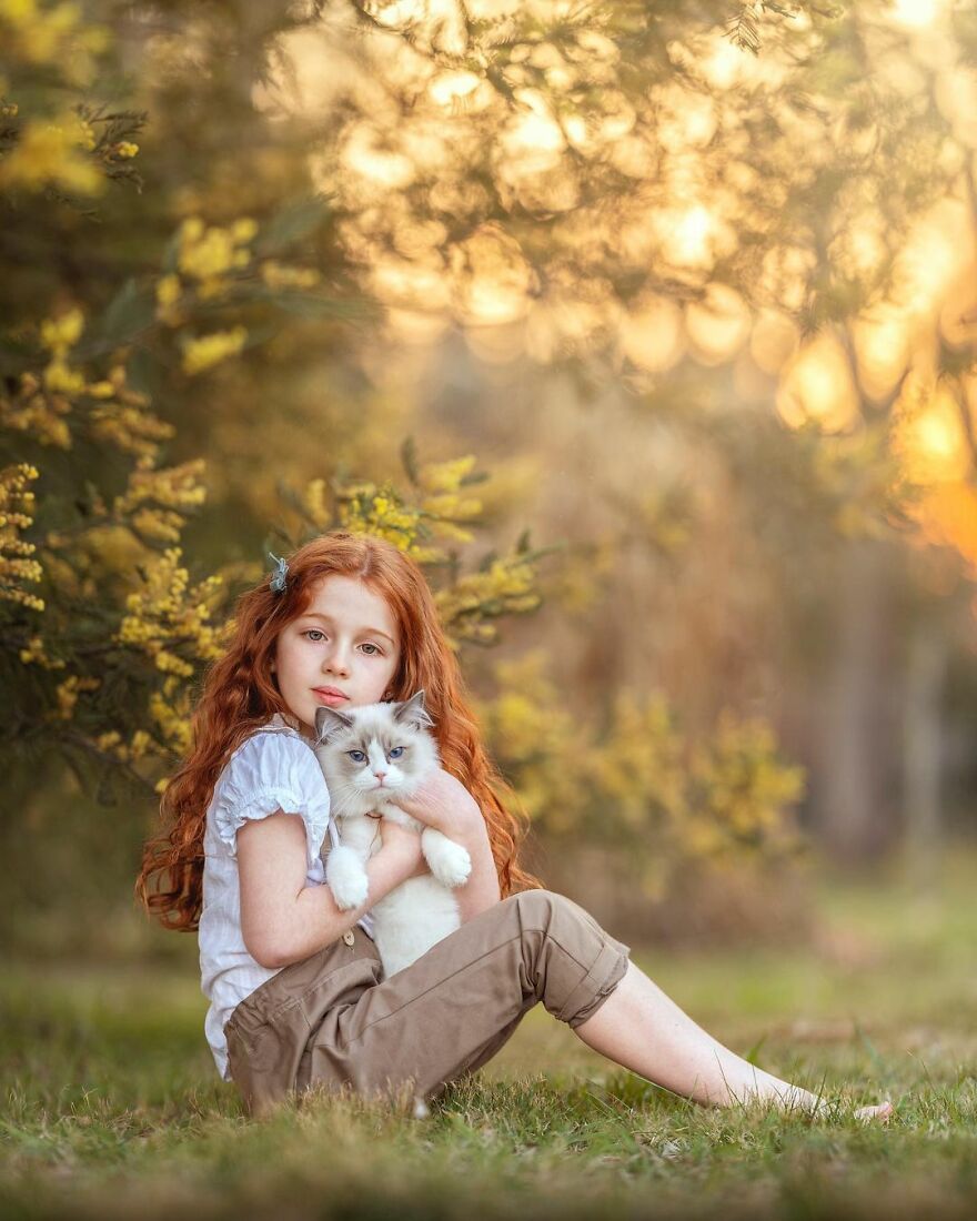 I Photograph The Magical Bond Between My Redhead Daughter And Animals