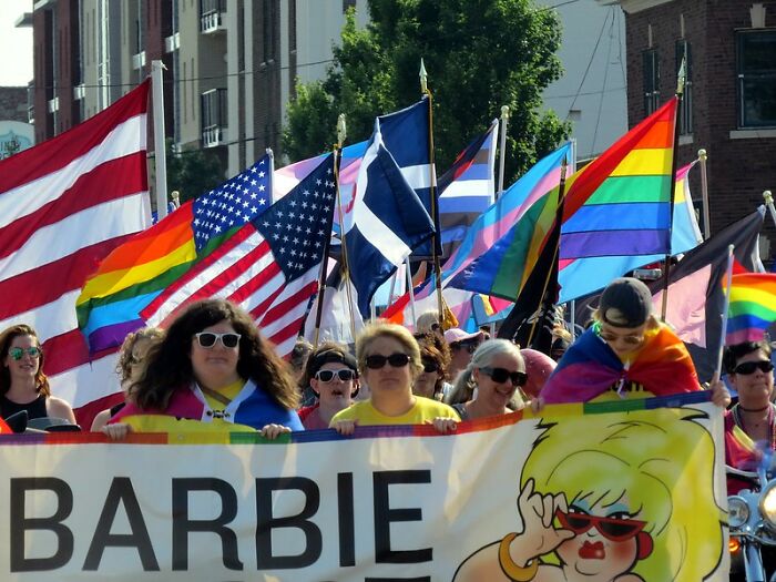 30 Answers Folks In This Online Group Had To The Question “What Is Something That Is Illegal But Isn’t Wrong Ethically?”