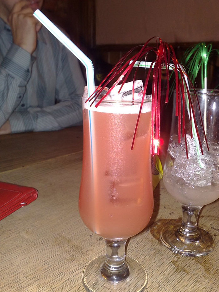 Bartenders In This Online Group Jokingly Disclose What These 30 Drink Orders Tell Them About You As A Person