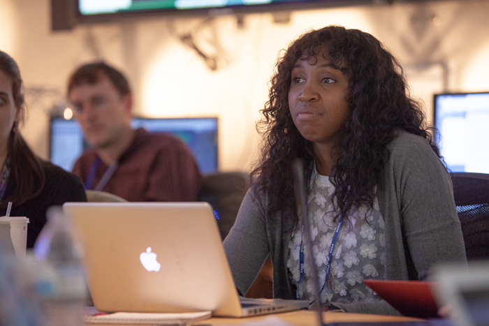 &ldquo;Manager Brought Me Into Her Office Because I Stretched At The Front Desk&rdquo;: 16 Employees Share Reasons For Leaving Their Toxic Jobs