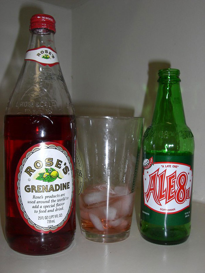 Bartenders In This Online Group Jokingly Disclose What These 30 Drink Orders Tell Them About You As A Person