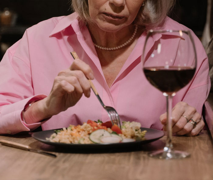 30 Unusual And Disturbing Things These People Saw At Someone Else's House