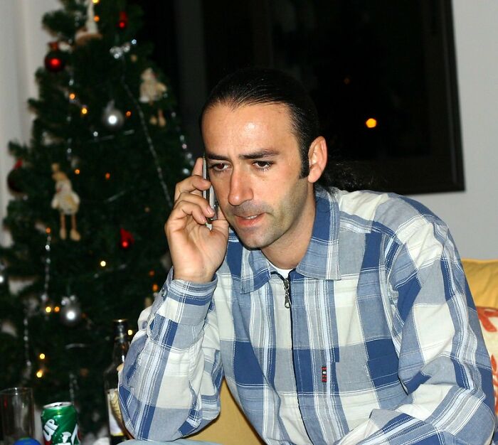 Alguien en este grupo online preguntó: "¿Cuál es tu historia de "por eso no voy a casa en Navidad"? Y 20 personas respondieron