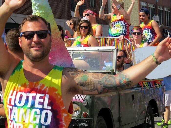 “I Realized I Was Gay”: 29 Men In This Online Group Who Came Out Later In Life Share What Was Their Turning Point