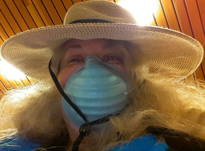 Covid May Be The First Reason People Started Wearing Face Masks, But People In This Online Group Discovered 30 More Advantages Of Them