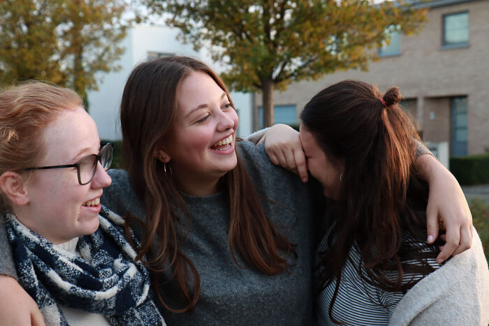 People Online Break Down 25 Subtle Signs That Someone Is Actually Really Intelligent