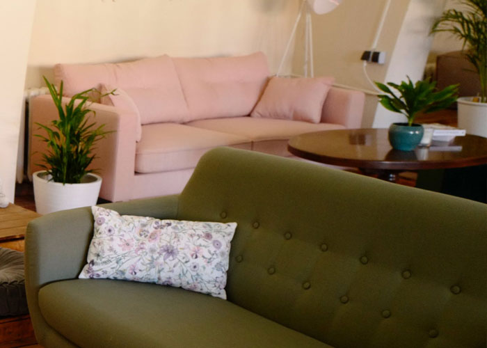 30 Unusual And Disturbing Things These People Saw At Someone Else's House