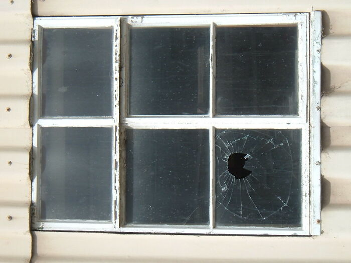 30 Times When People Had A Gut Feeling That Ended Up Saving Their Life, As Shared in This Online Group