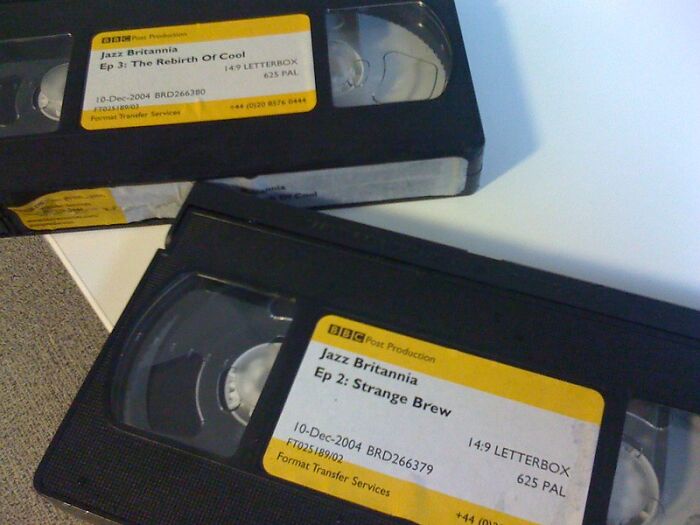 30 Answers Folks In This Online Group Had To The Question “What Is Something That Is Illegal But Isn’t Wrong Ethically?”