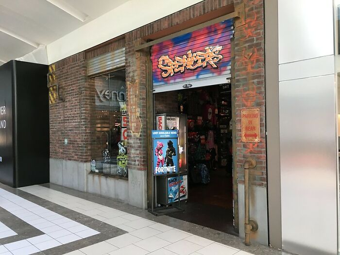 30 Bosses That Pushed Their Employees To Do Unethical Things