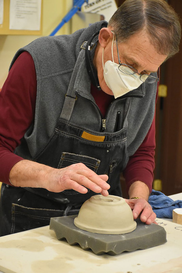 Covid May Be The First Reason People Started Wearing Face Masks, But People In This Online Group Discovered 30 More Advantages Of Them