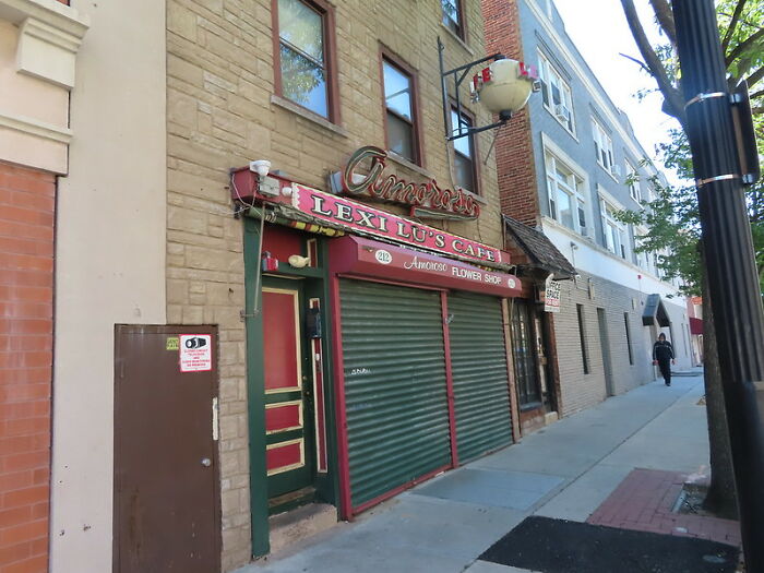 30 Overrated Places That Aren’t Worth A Visit, As Pointed Out By Folks Online