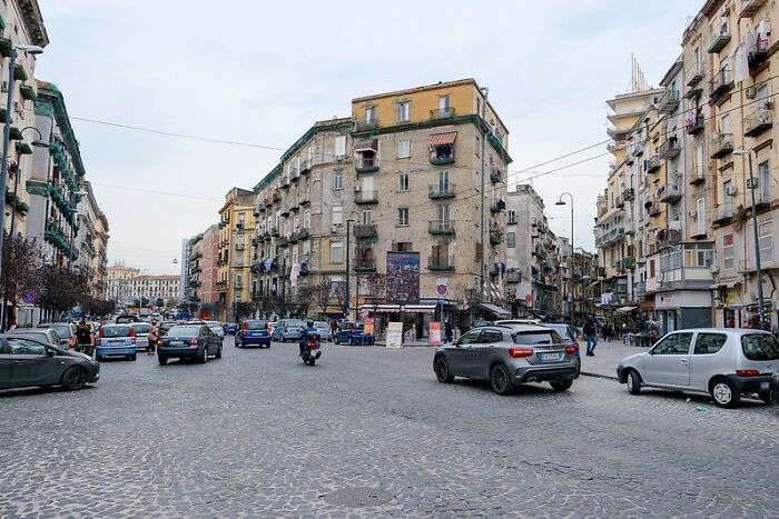 30 Overrated Places That Aren’t Worth A Visit, As Pointed Out By Folks Online