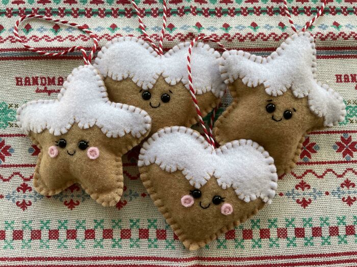 Early Xmas Tree Decorations