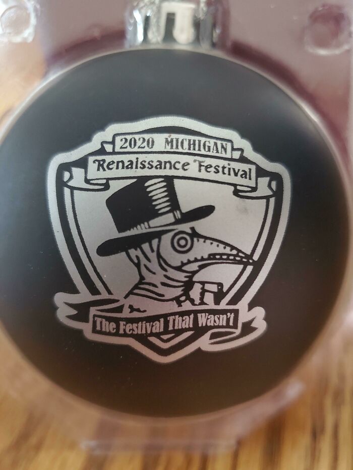 My Local Renfest Was Canceled This Year Due To Covid. This Is Their Holiday Ornament