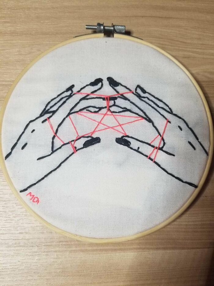 I An Obsessed With This UV Reactive Thread!