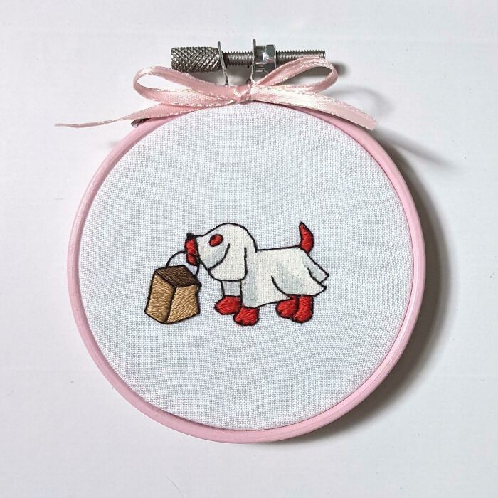 I Embroidered A Very Tiny Clifford!