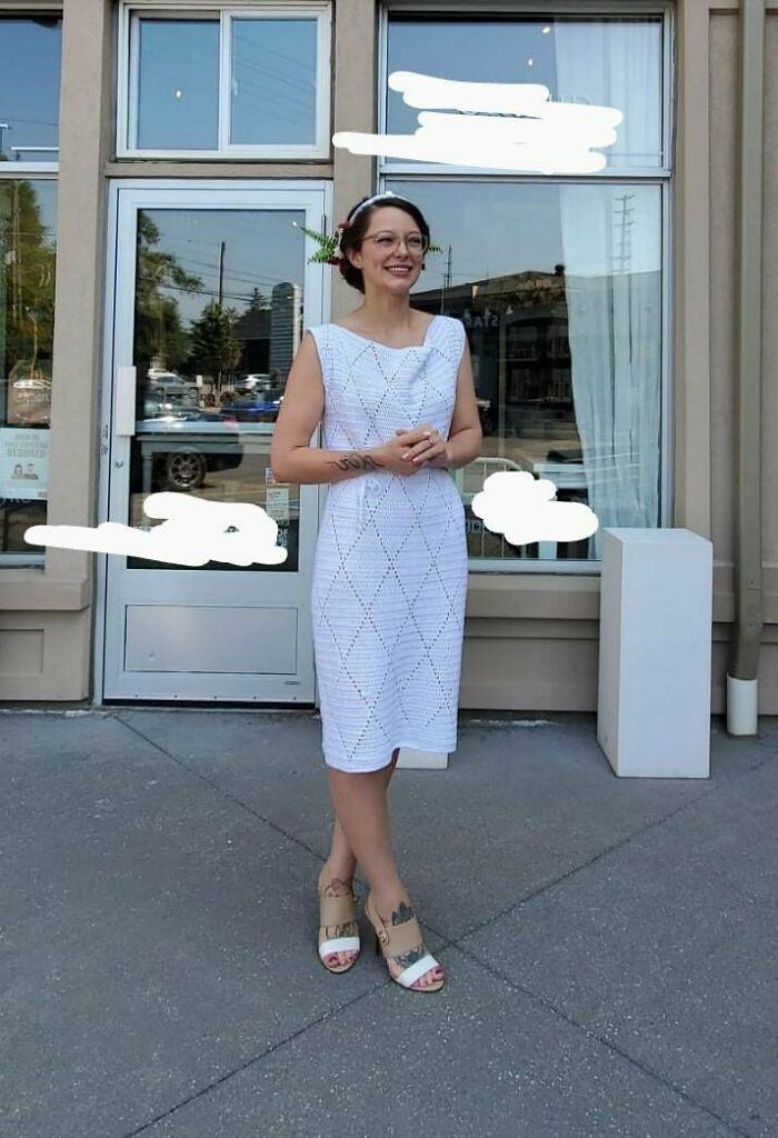 Como lo prometí: una foto mía llevando el vestido de novia que hice… ¡en mi propia boda!