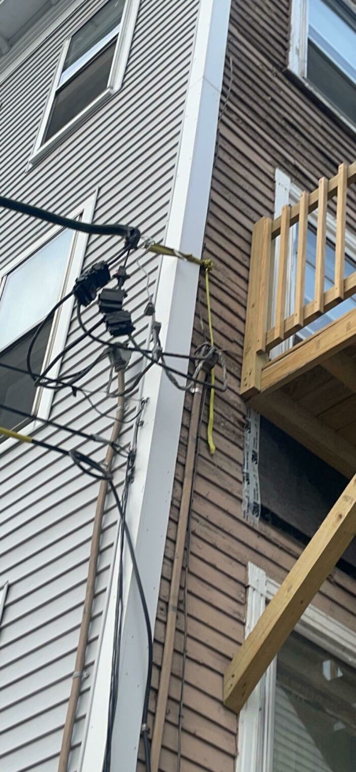 Yes That’s A Ratchet Strap, Yes Those Are Power Lines, Yes It’s Been Like This For 3 Months