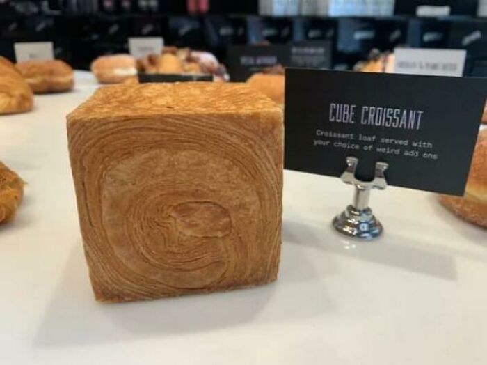 Cube Croissant
