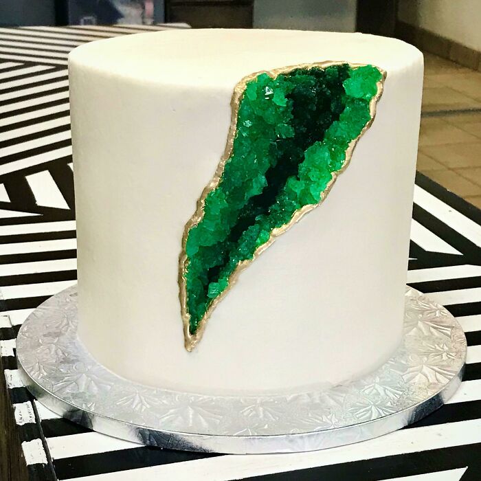I’m Feeling Really Proud Of My First Geode Cake And Just Wanted To Share It With Someone Who “Gets It”. Everything Is Completely Vegan And Completely Made From Scratch, Including The Rock Candy