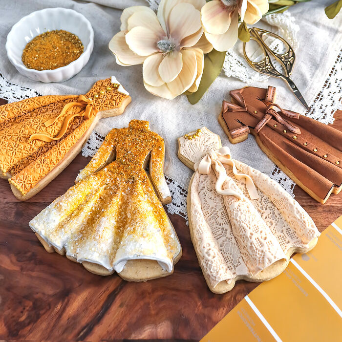 I Made Some Fall Fashion Cookies