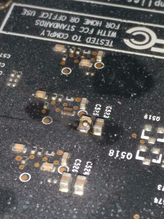 Capacitor Short-Circuited And Burned Up, Ruining My Graphics Card On The First Day Of Christmas Break. Good-Bye, Holliday Gaming Plans