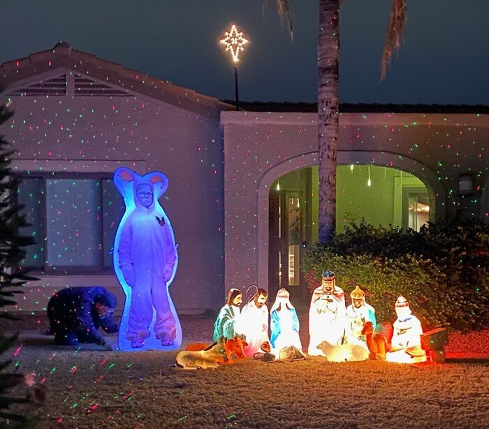 My Brother-In-Law Subtly Improved My Parent's Christmas Decorations