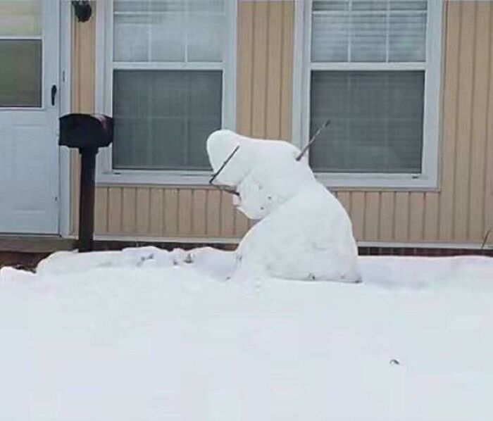 Dabbing Snowman